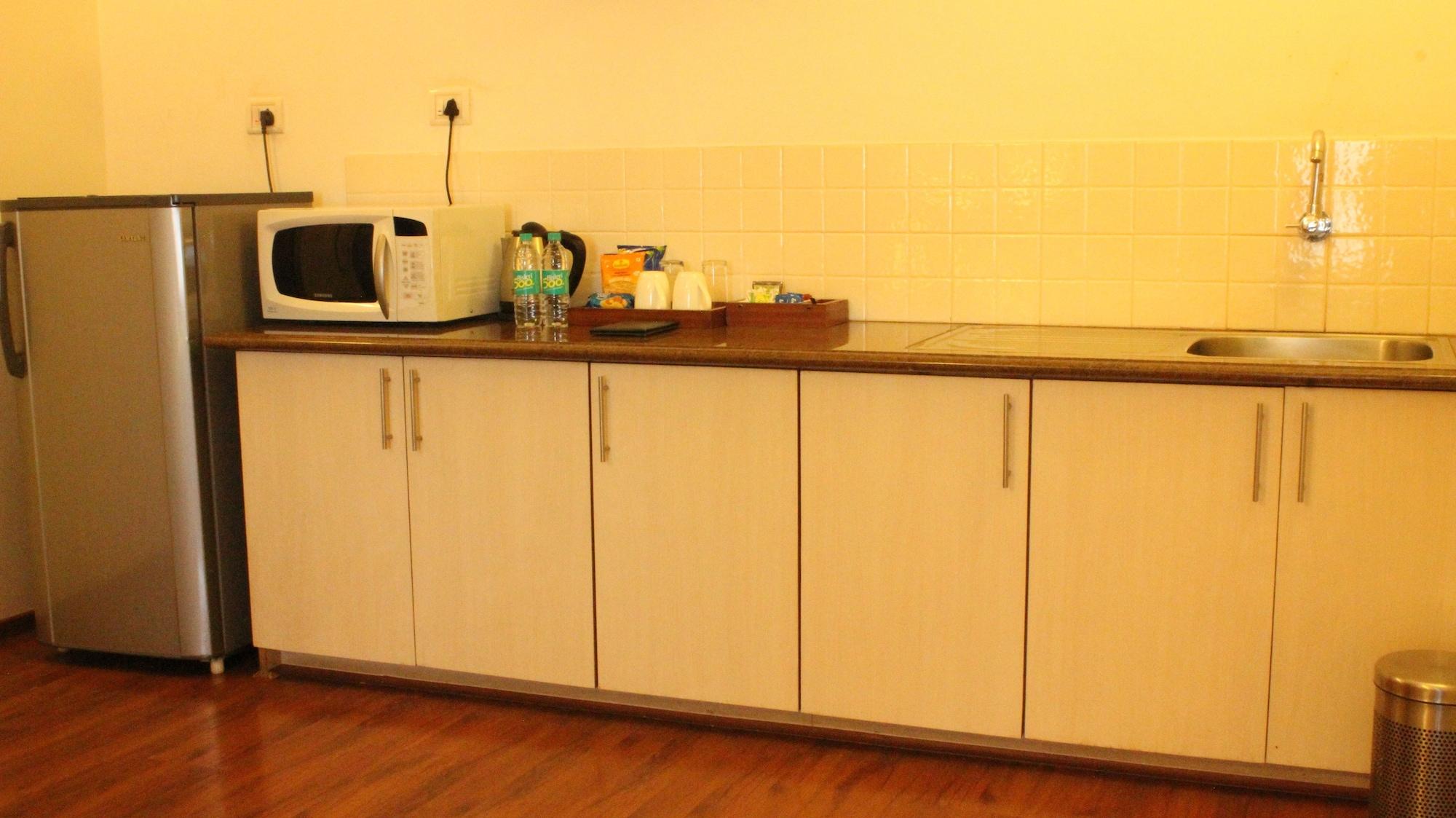 Justa Off Mg Road Hotel Bangalore Ngoại thất bức ảnh