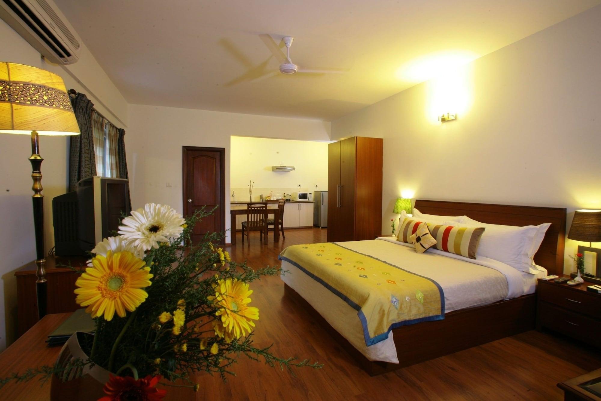 Justa Off Mg Road Hotel Bangalore Ngoại thất bức ảnh