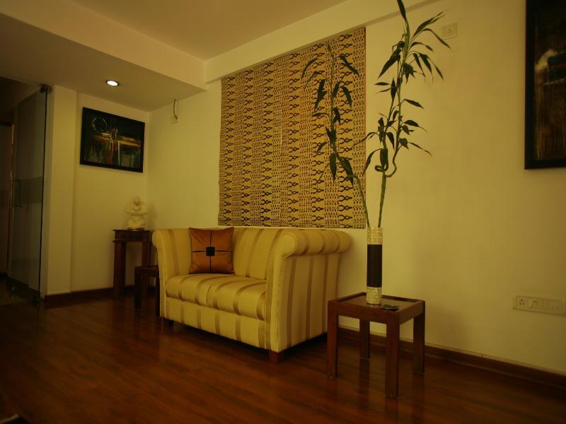 Justa Off Mg Road Hotel Bangalore Ngoại thất bức ảnh