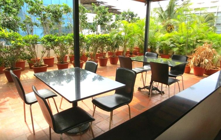 Justa Off Mg Road Hotel Bangalore Ngoại thất bức ảnh