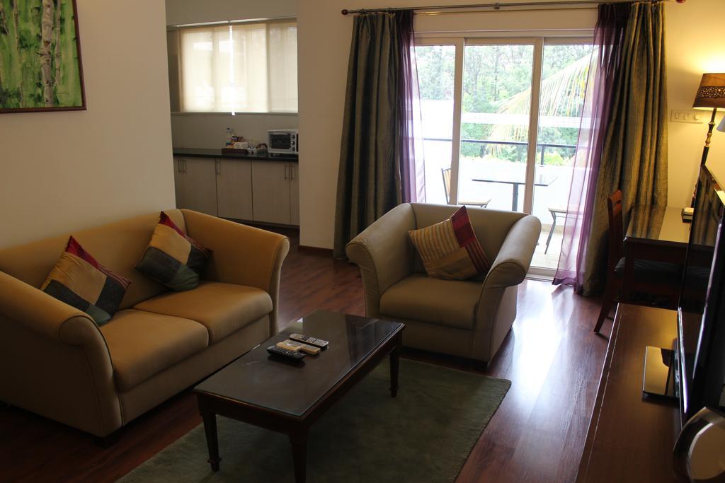 Justa Off Mg Road Hotel Bangalore Ngoại thất bức ảnh